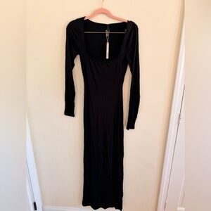 skims black long sleeve dress hugging fit and interior shelf bra for support FEATHERWEIGHT CASHMERE LONG DRESS |